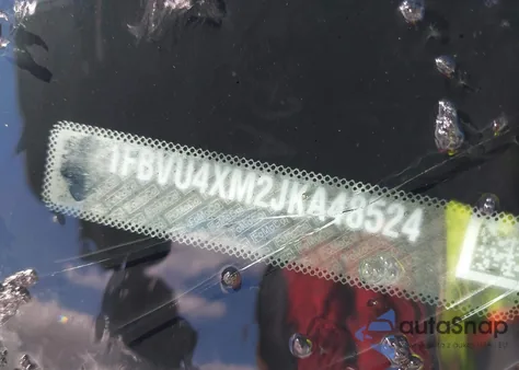 2018 Ford Transit z USA, uszkodzony, nr VIN 1FBVU4XM2JKA48524